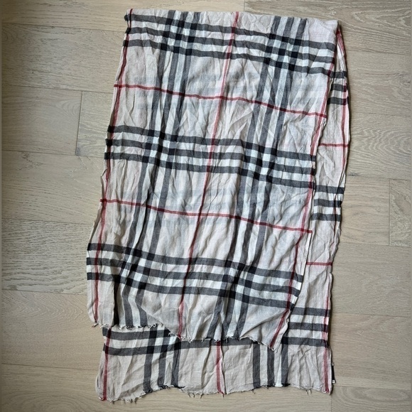 Burberry Wool Silk Lightweight Scarf - Picture 3 of 4
